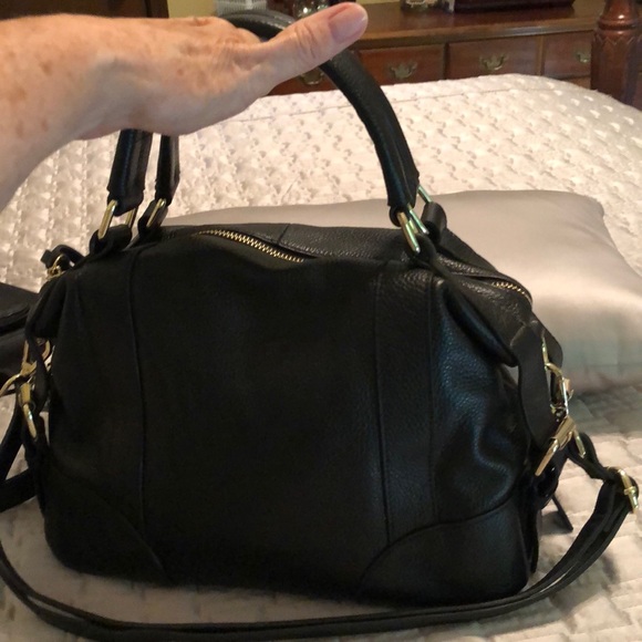 Purse - Picture 1 of 3